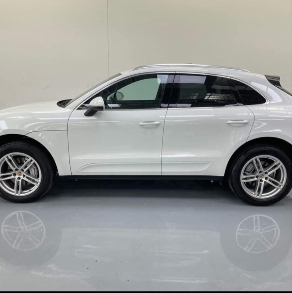 Inchiriez Porsche Macan S