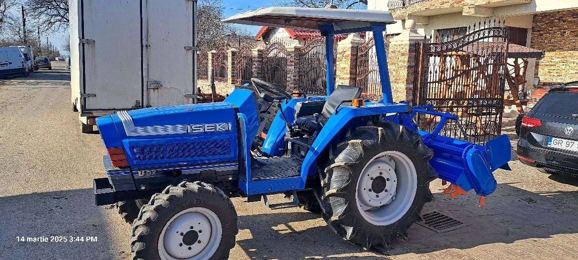 Tractor japonez Iseki TA 270