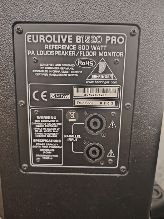 Mixer Behringer PMP 6000  cu doua boxe Behringer B1520 PRO Eurolive