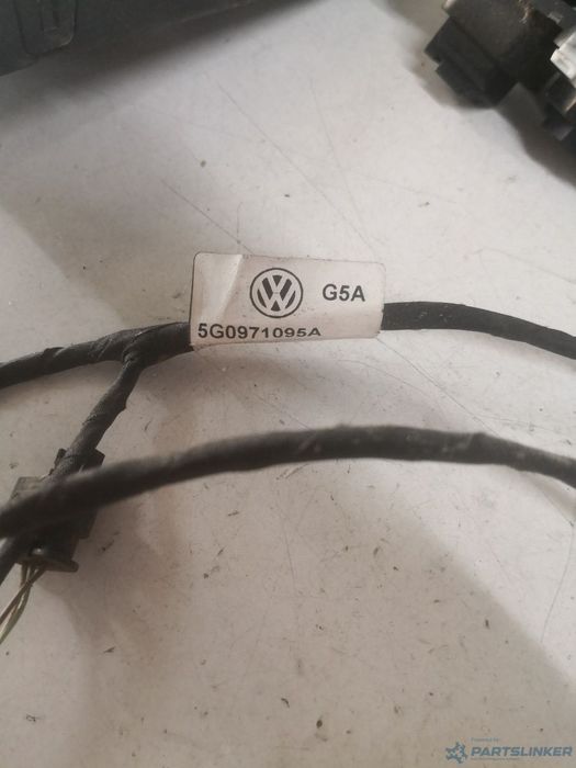 Senzori parcare fata fata VOLKSWAGEN GOLF VII Estate (BA5, BV5) [ 2013 - > ] OEM 5g0971095a