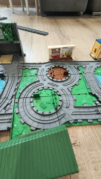 Sine Thomas &Friends