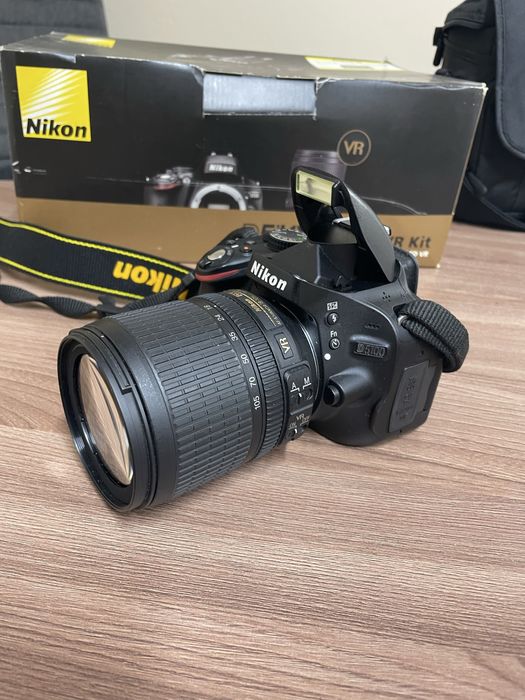 Продам зеркальный фотоаппарат Nikon D5100