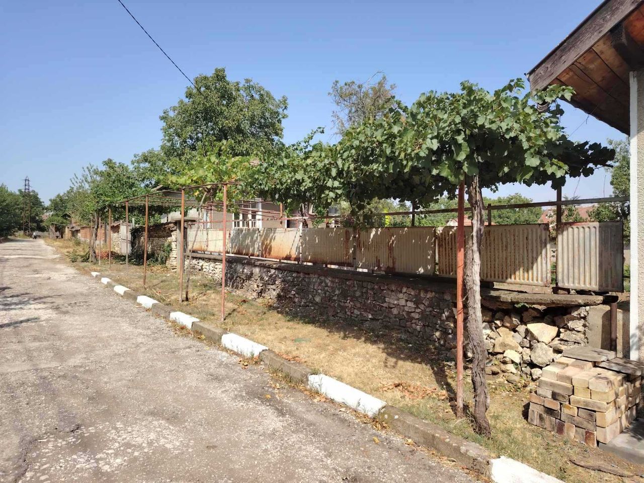 Продава се Къща в с. Згалево, Област Плевен - 99 кв.м за 181 €/кв.м - Снимка #2