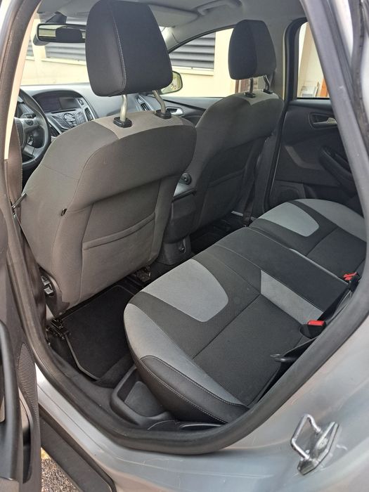 Ford Focus model Champion An 2012