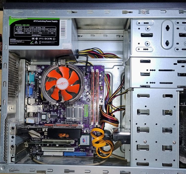 Продам .Или Обменяю на SSD диск-512gb,Либо на Монитор от-19 дюймов .