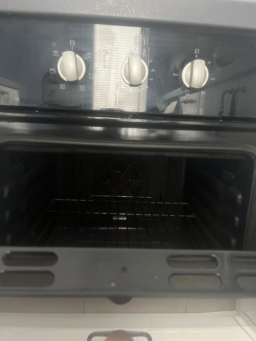 Вградена фурна LINO