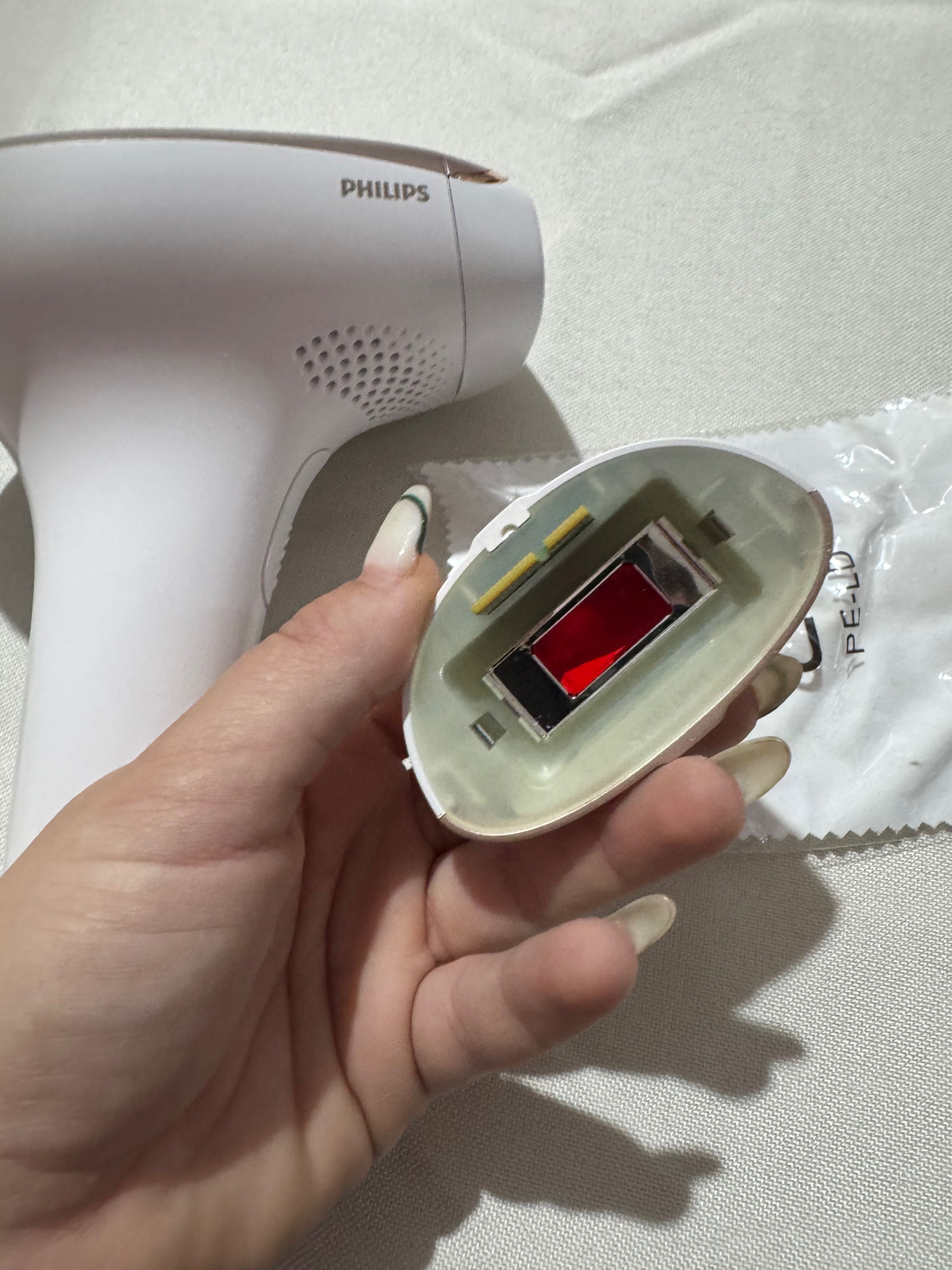 Фотоепилатор IPL Philips Lumea Advanced SC1997/00