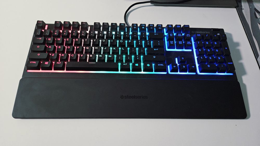 Steelseries Apex 3 tastatura gaming