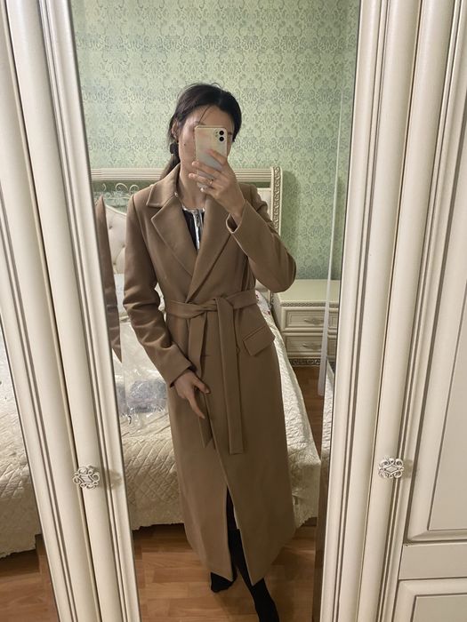 Продам женское пальто новое