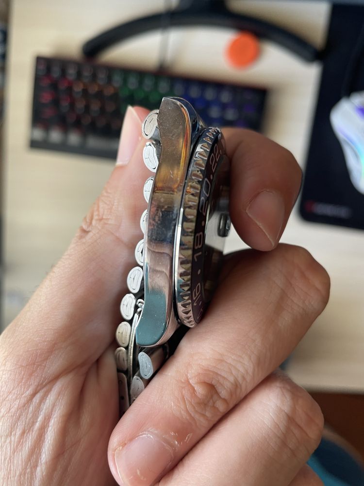 Часовник rolex gmt-master 2 ,,batman,,