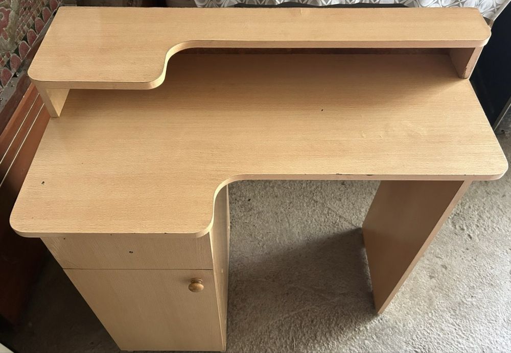 стол для чего угодно