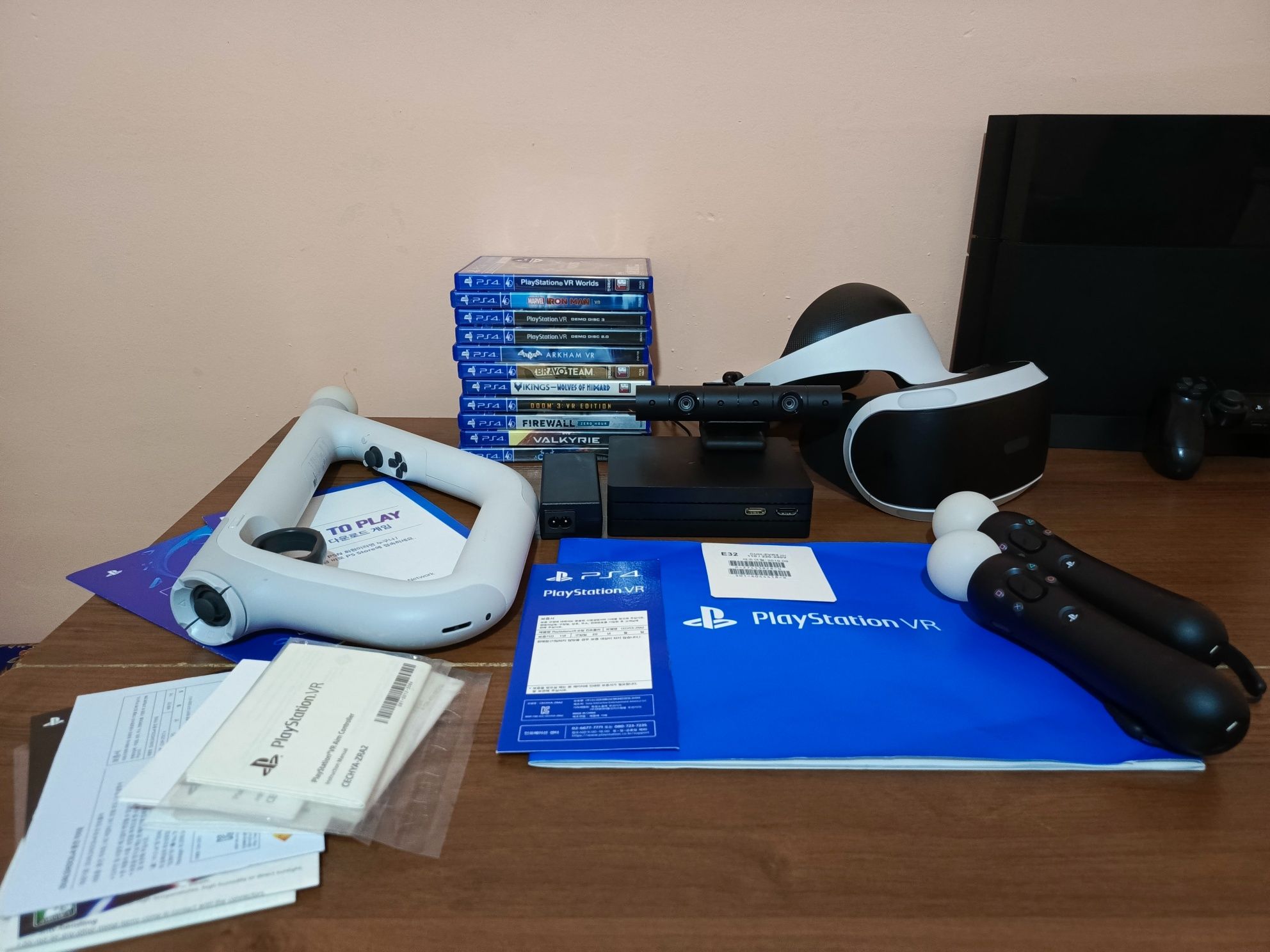 PlayStation 4 VR 2 ревизия в идеальном состоянии с гарантией