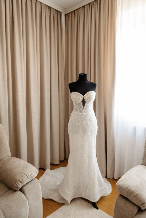Vând rochie de mireasă