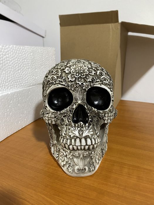 Craniu , ornament de casa