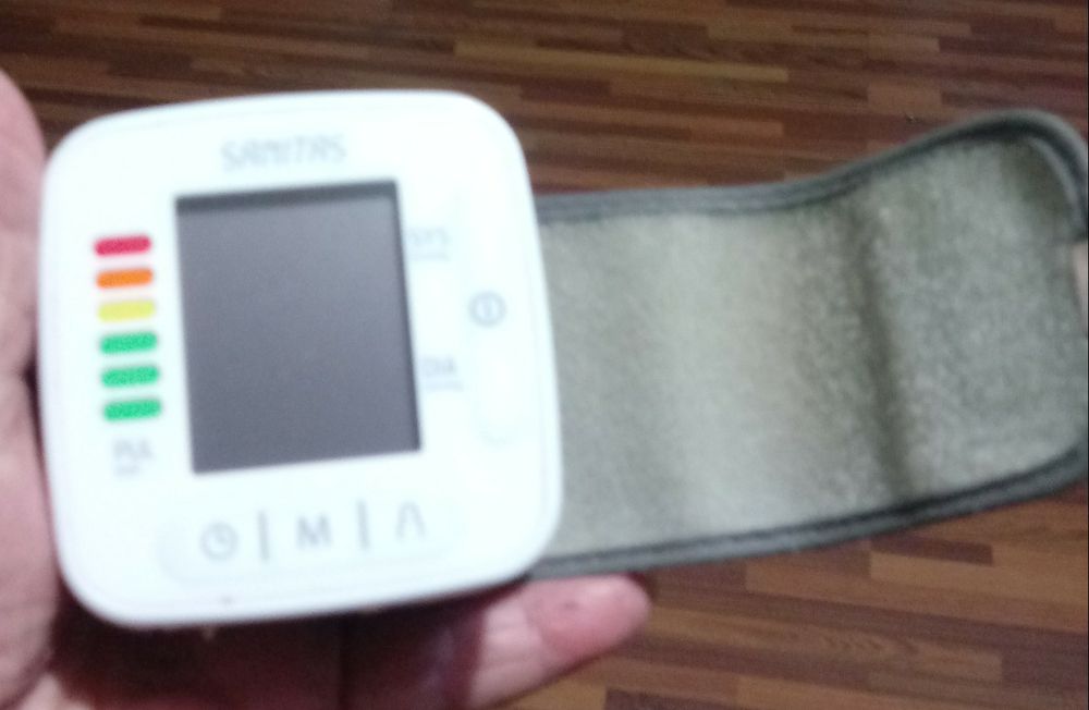 Tensiometru medical la pret 25  lei negociabil