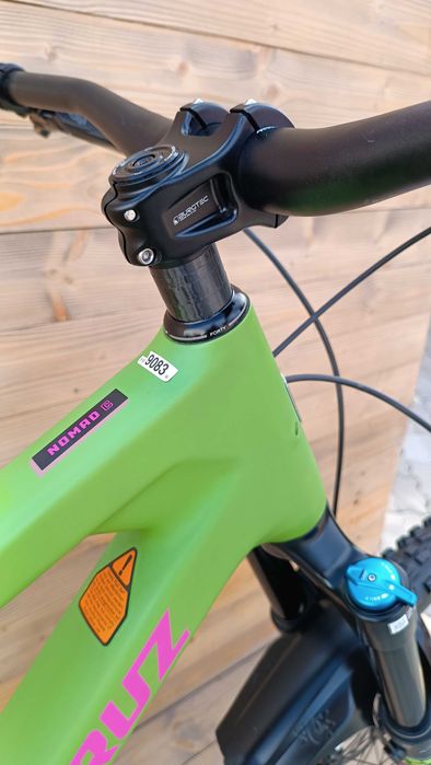 Bicicleta second hand, Santa Cruz NOMAD C, verde magenta, marime XL