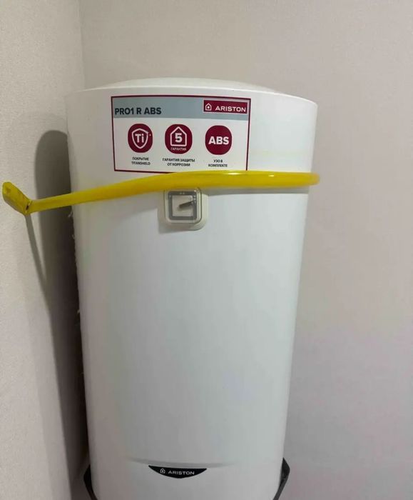 Водонагреватель Ariston