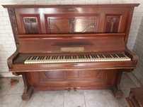 Pianina veche de vinzare