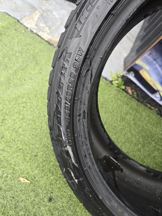 Set 245.40.20  215.45.20 bridgestone m+s