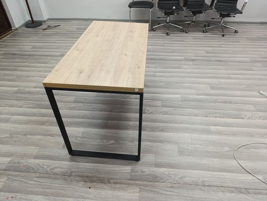 Офисные столы / Лофт столы