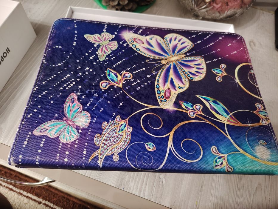 Tableta 10", dual SIM, impecabila