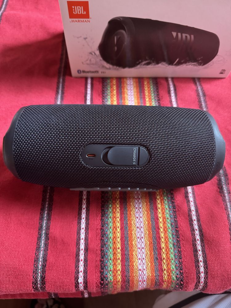 Нова jbl charge 5