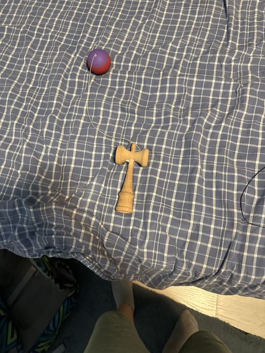 Kendama (buna doar ca nu stiu cum sa o dac inapoi)