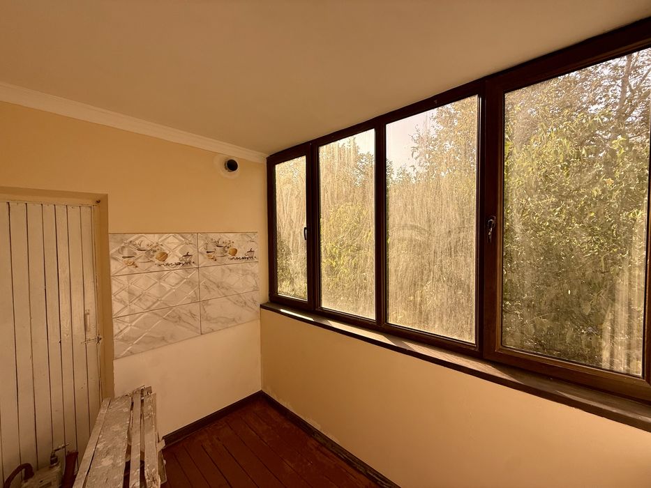 Продаётся 3х комнатная 77-я серия.