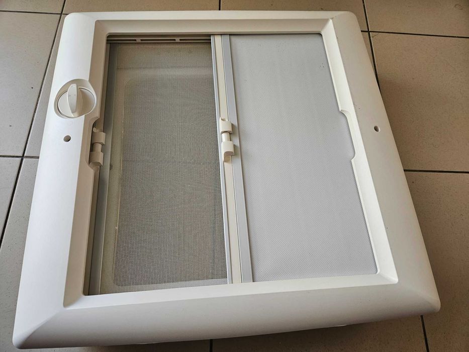 Translucid Thule camper Rooflight rulota Omni-Vent 40