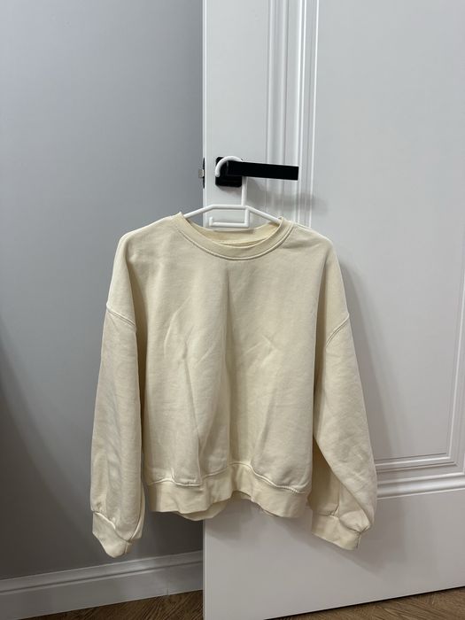 Продам свитшот срочно