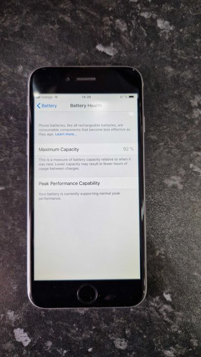 Vand Telefon Apple Iphone 6 Space Grey !! Liber Retea !! la 300lei