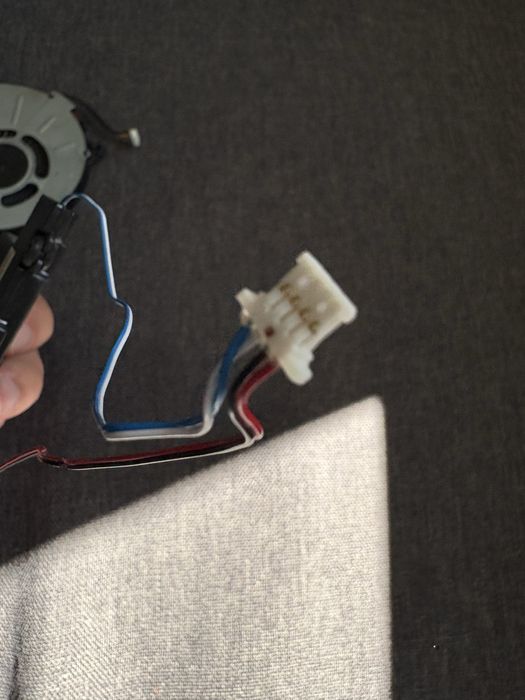 Vand kit reparatie laptop Lenovo; Cd rom, difuzoare si ventilator