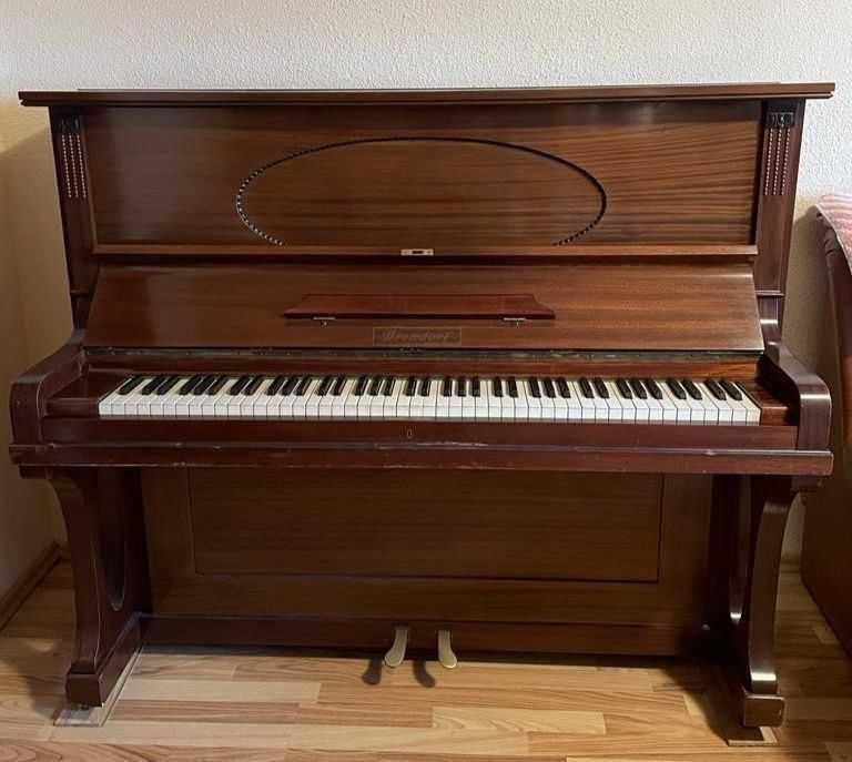 Pianină Niendorf
