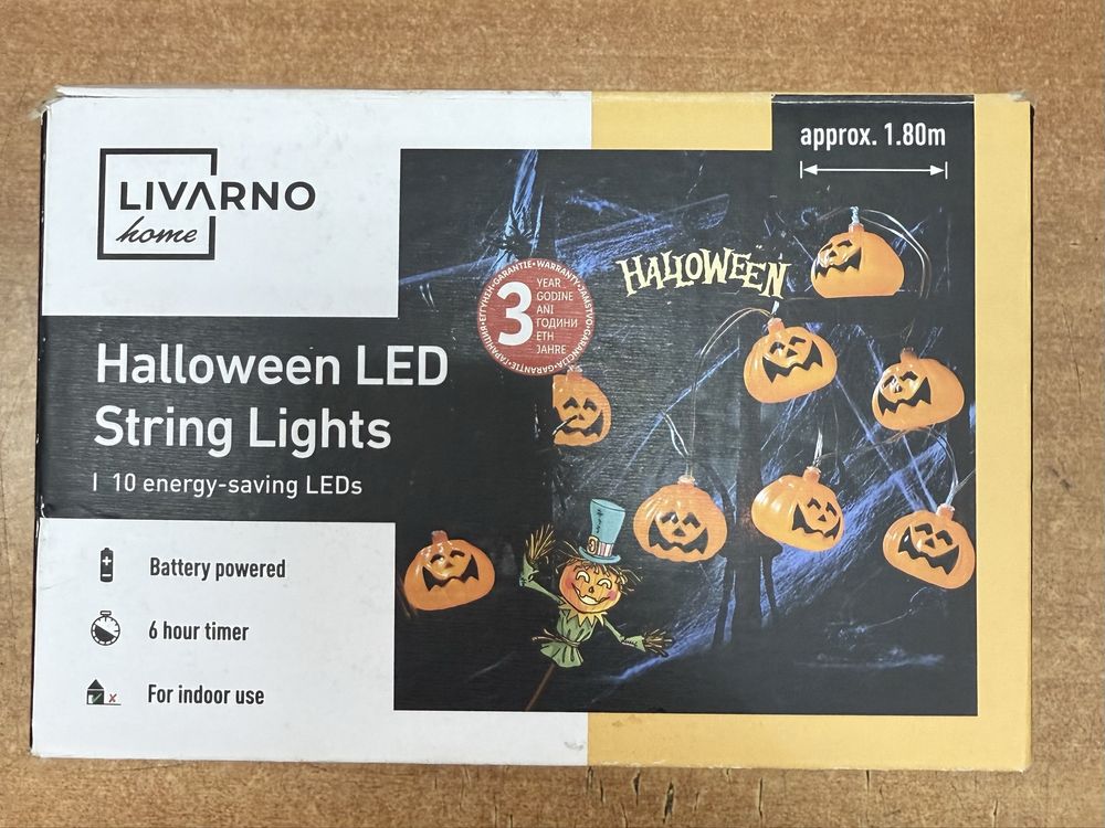 Instalatoe luminoasa pentru Halloween