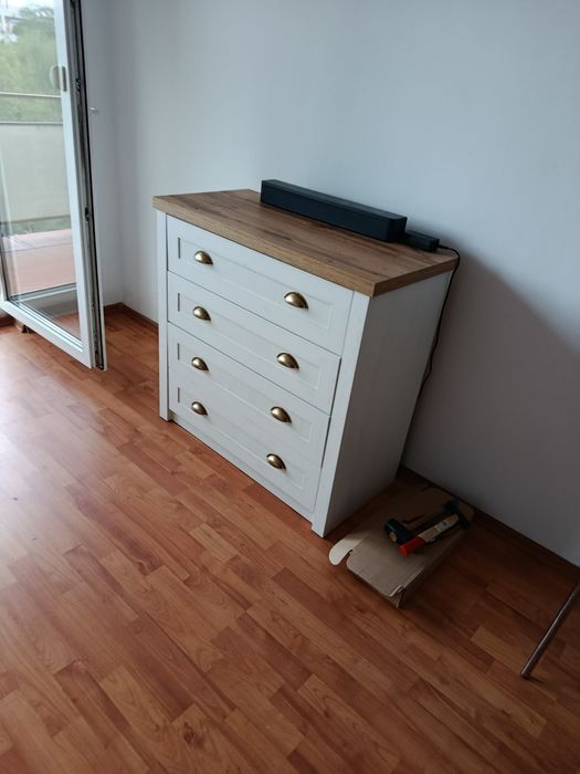 Execut montaj mobilă la domiciliu