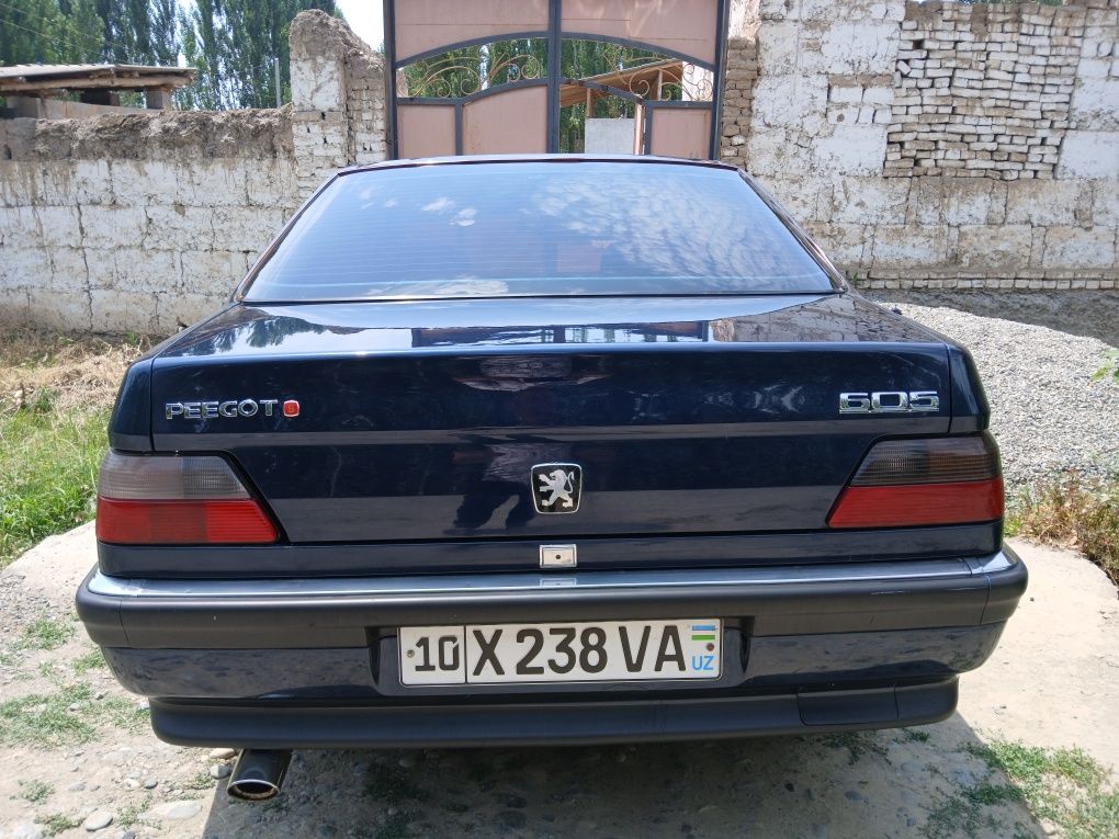 Peegot 605 sotiladi