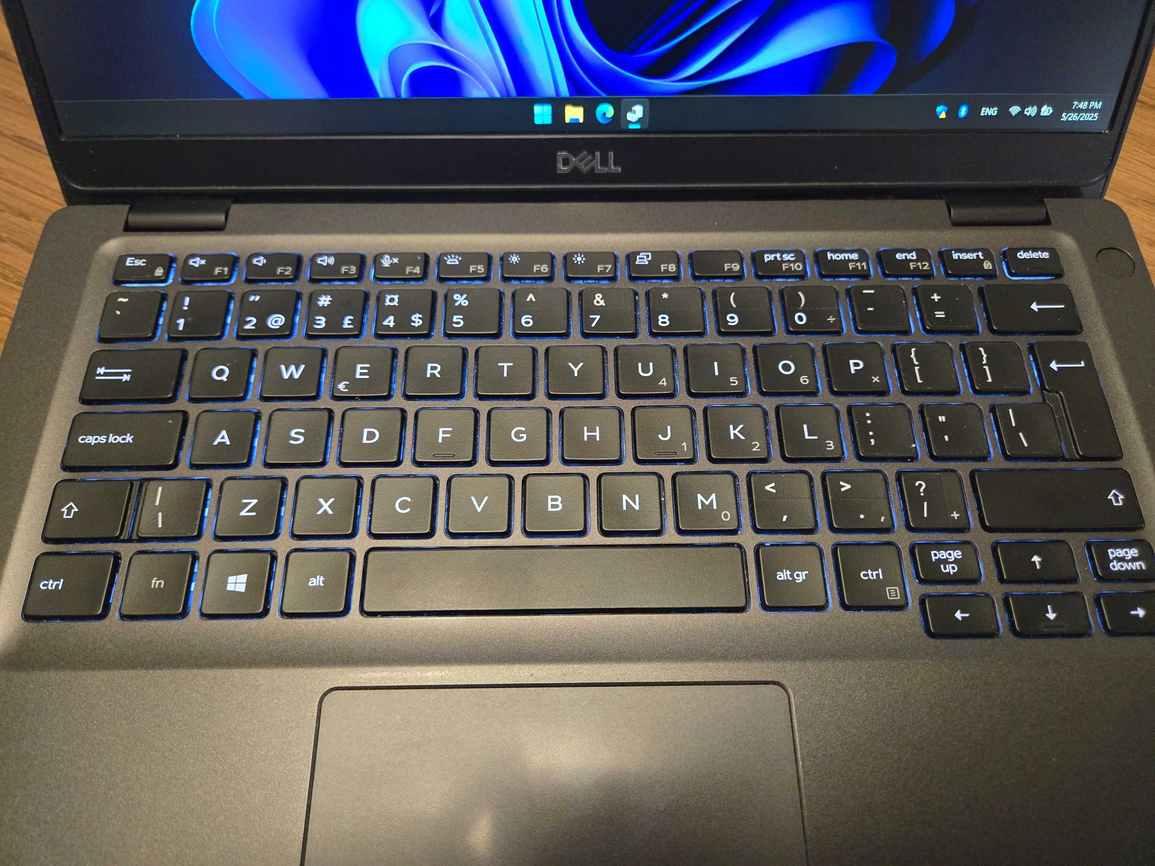 Dell Latitude 5300 - 13'' i5 8265U, 8GB RAM, 120 GB SSD