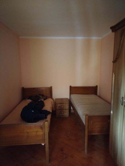Casă de închiriat