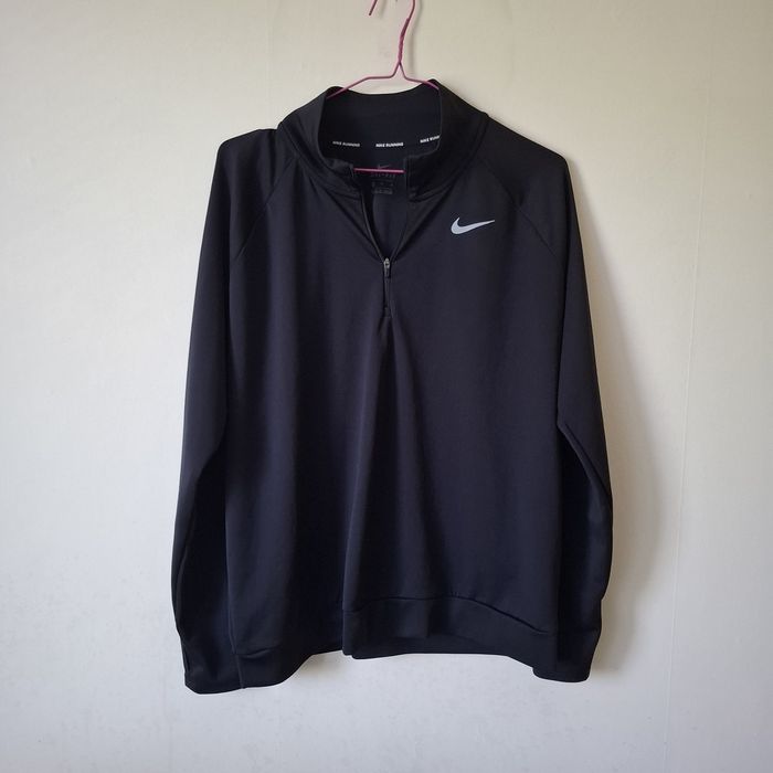 Разпродажба! 20лв  - Nike  , дамска горнище !