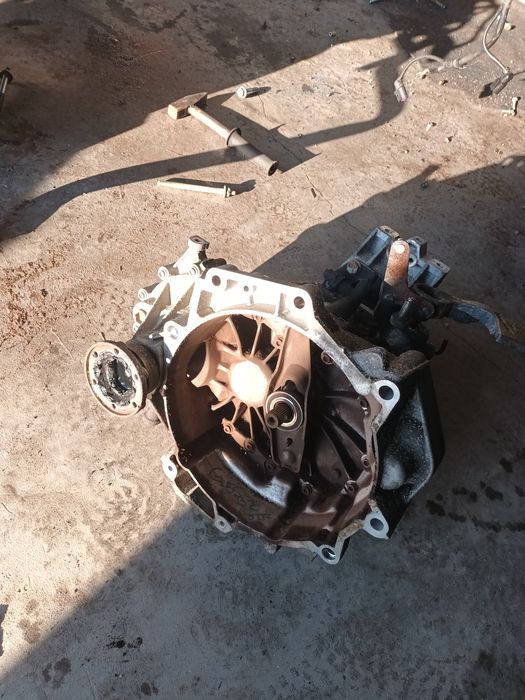 Cutie de viteze 1.4 1.6 benzina 5 trepte Volkswagen golf 5 skoda etc