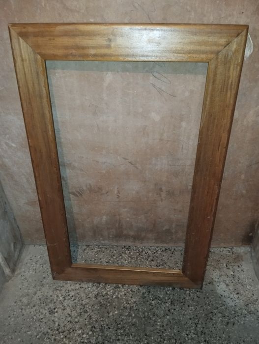 Три дървени рамки за картини