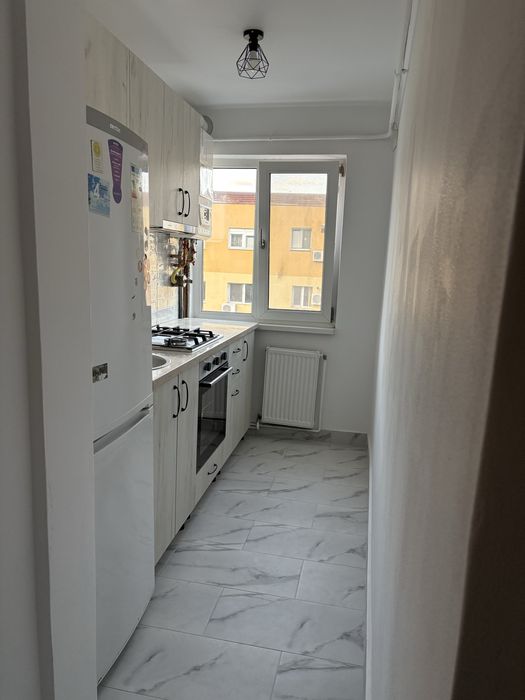 Inchiriez apartament 2 camere Moroasa