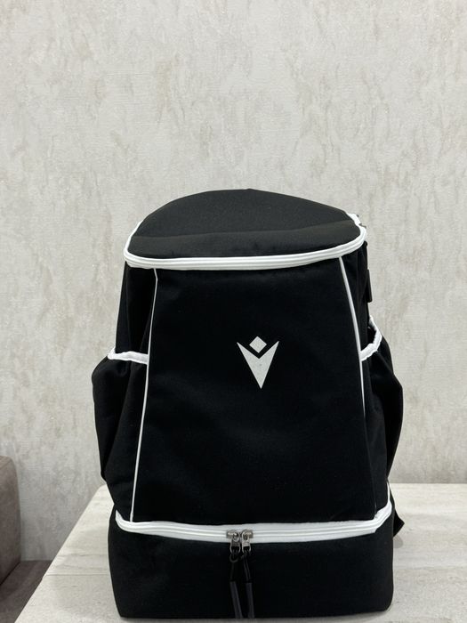 Продам рюкзак волейбольный