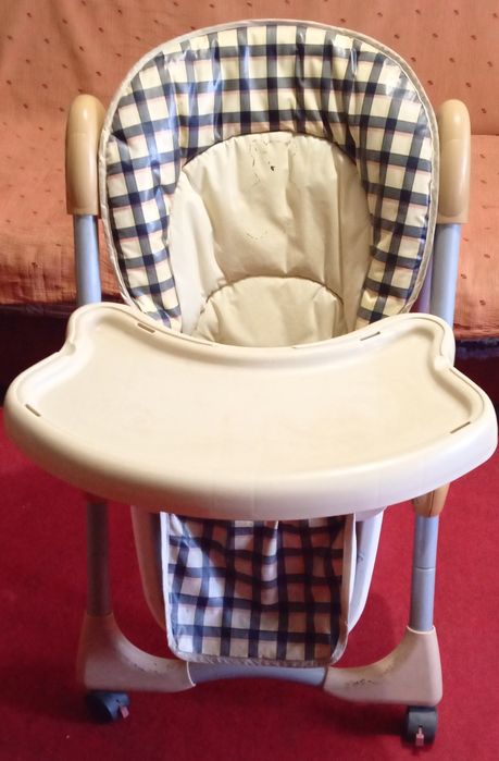 Детский стульчик для кормления