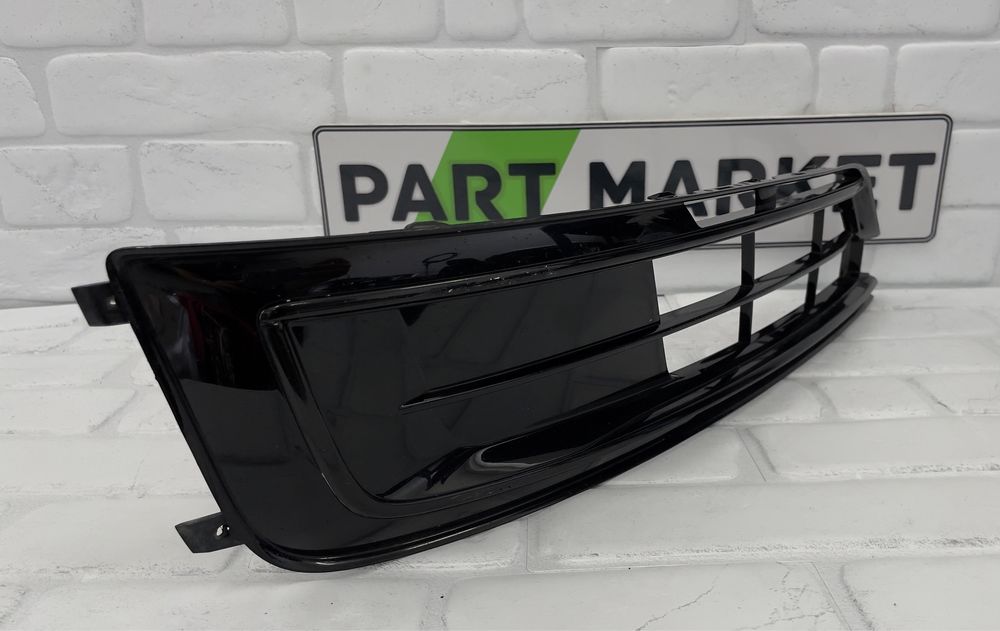 Дясна решетка предна броня AUDI A8 D4 FACE 4H0807680R