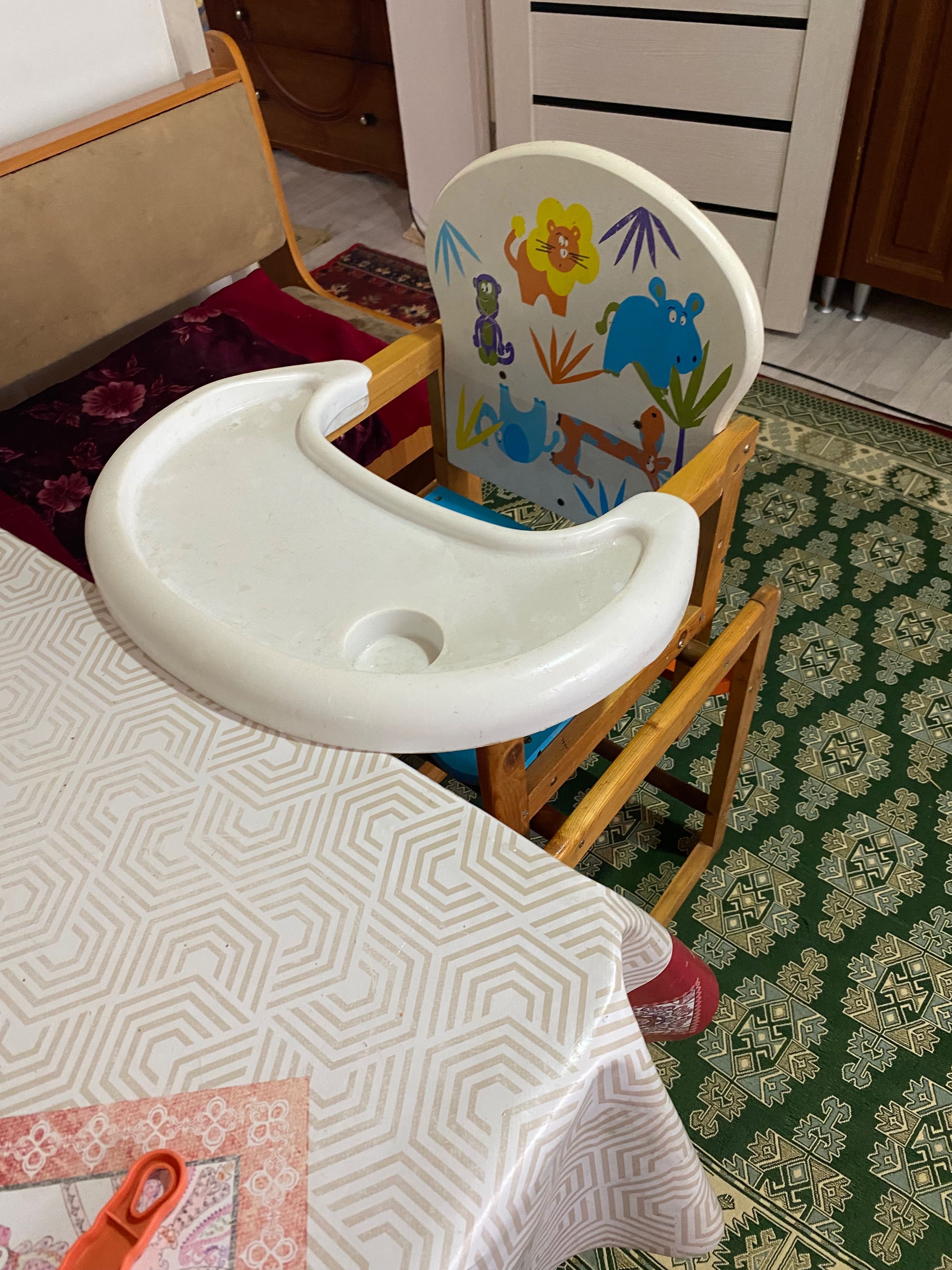 Стол для кормление Детский стол сатылады