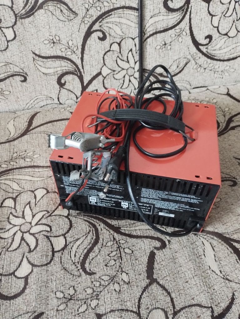 Redresor 8 amp Einhell