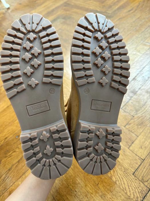 Bocanci maro piele intoarsa, U.S. Polo Assn Marimea 39