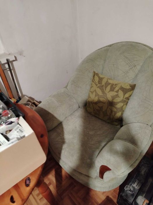 Подарявам диван и фотьол