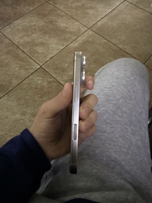 Продам iphone 16pro